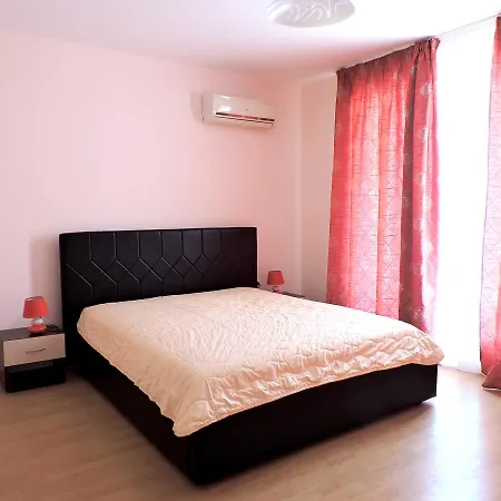 Galina Aparthotel